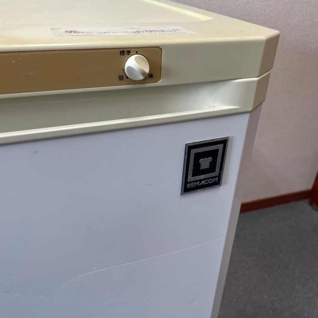 レマコム 冷凍庫（88L 右開き）2012年製 RRS-T88 動作確認済　4段