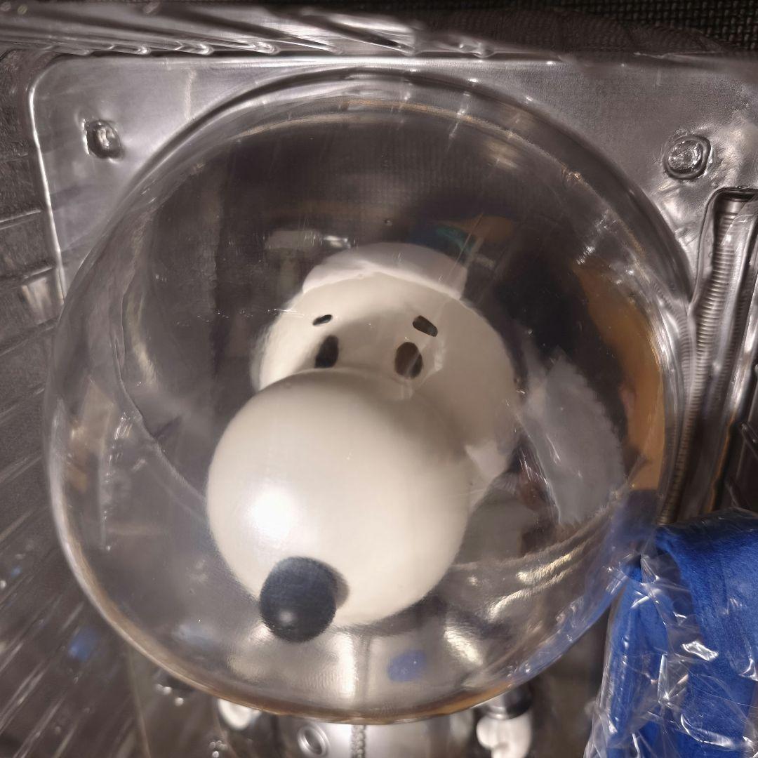 150体限定品　SNOOPY atomosフィギュア