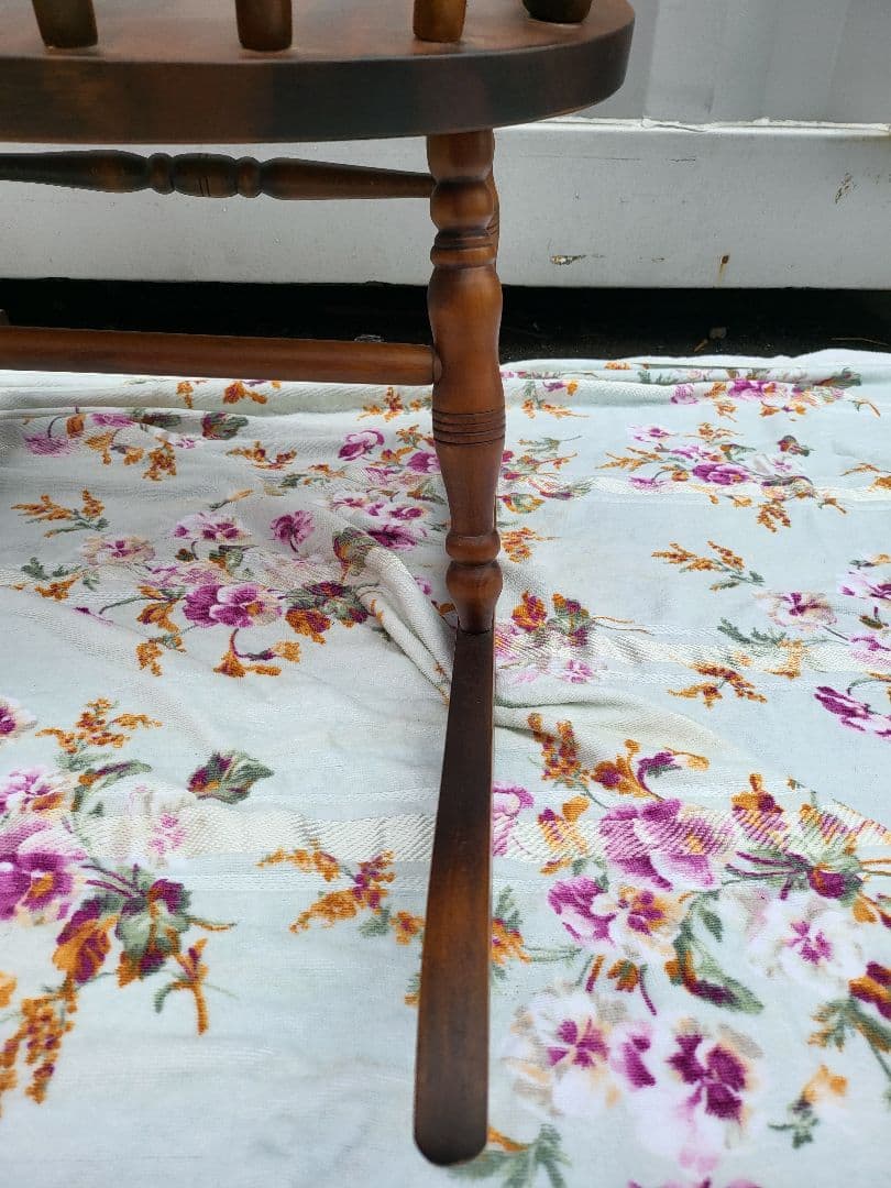 木製ロッキングチェア