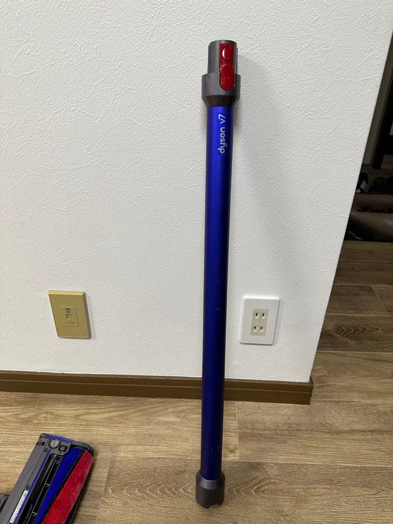 ダイソン Dyson V7 SV11 掃除機