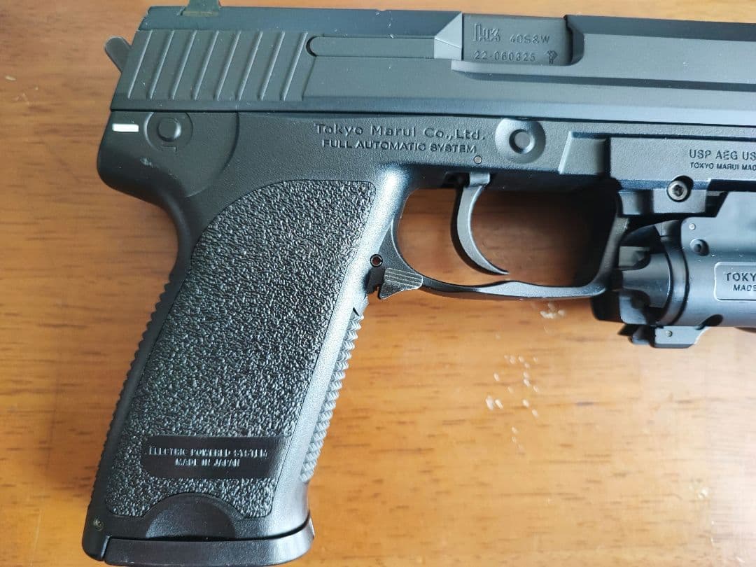 東京マルイ No.13 H&K USP 18歳以上電動ハンドガン 充電器別