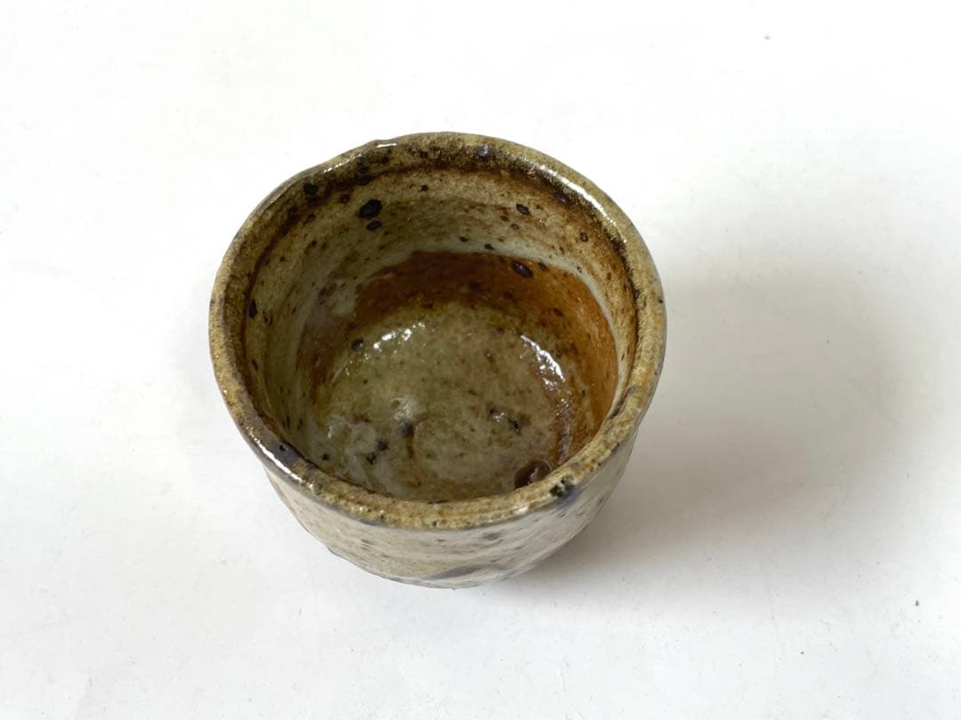 陶芸家　作家物　西岡小十　絵唐津　ぐい呑　古唐津　酒器　酒盃　共箱