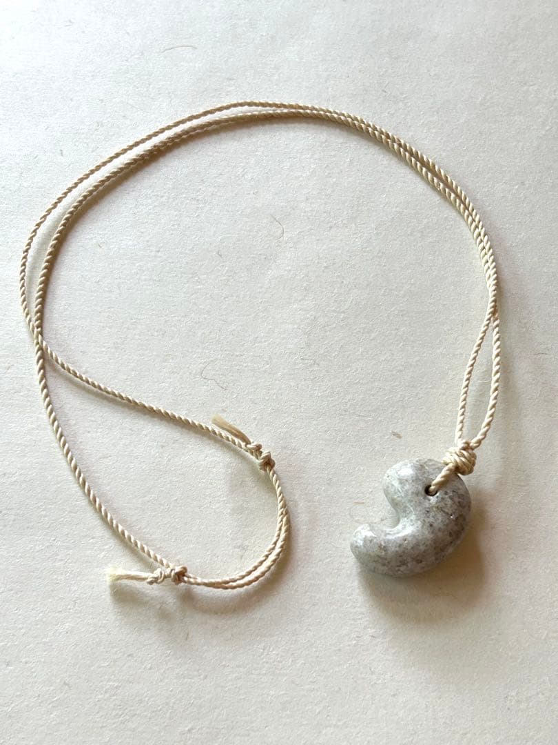 【霊石】宮崎ニニギ水晶　特大勾玉　精麻ネックレス☆証明書付