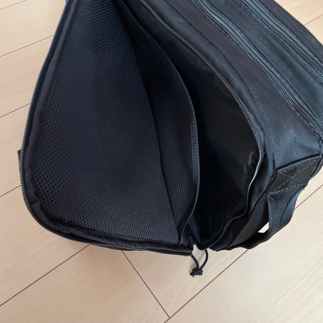 RrN【美品】BRIEFING TR-3 S MW GENII ブラック