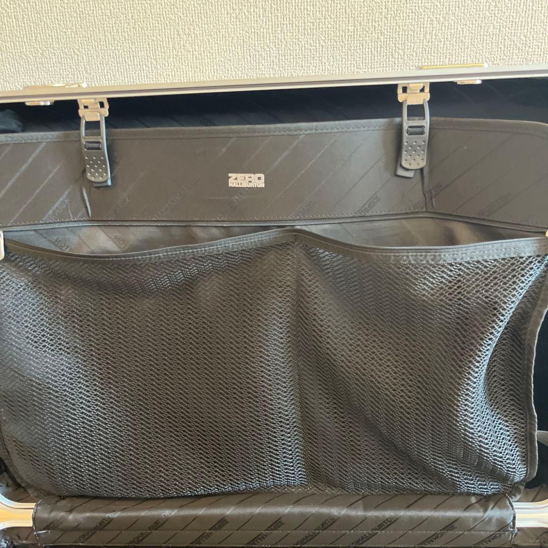 ゼロハリバートンZERO HALLIBURTON ブラックキャリーケース