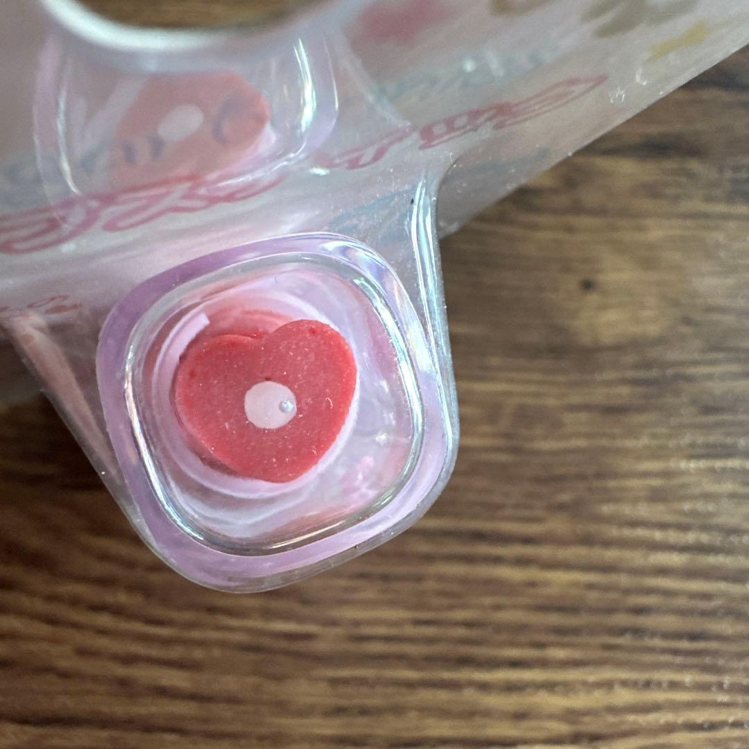 【マニア必見！早い者勝ち】サンリオ　シュガーバニーズ　ネイルカラー&リップ4個