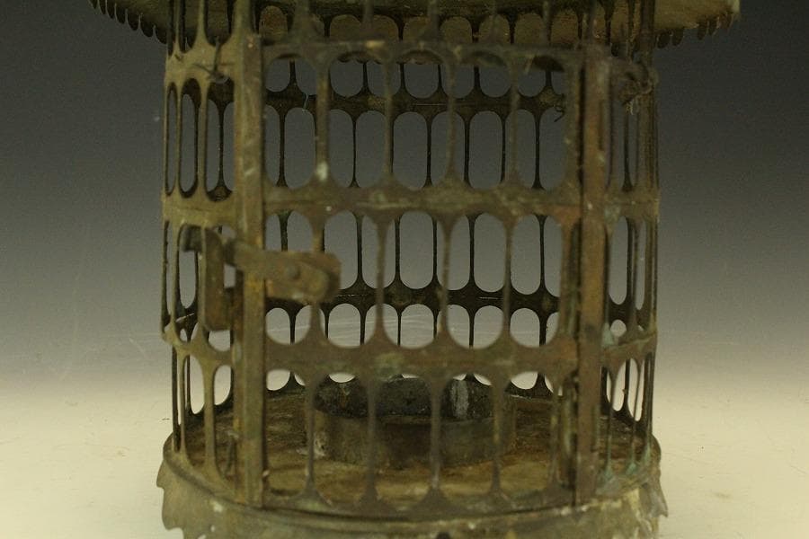 吊り灯籠 高32cm 時代 庭道具 鉄製(LC622)