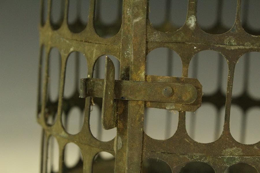 吊り灯籠 高32cm 時代 庭道具 鉄製(LC622)