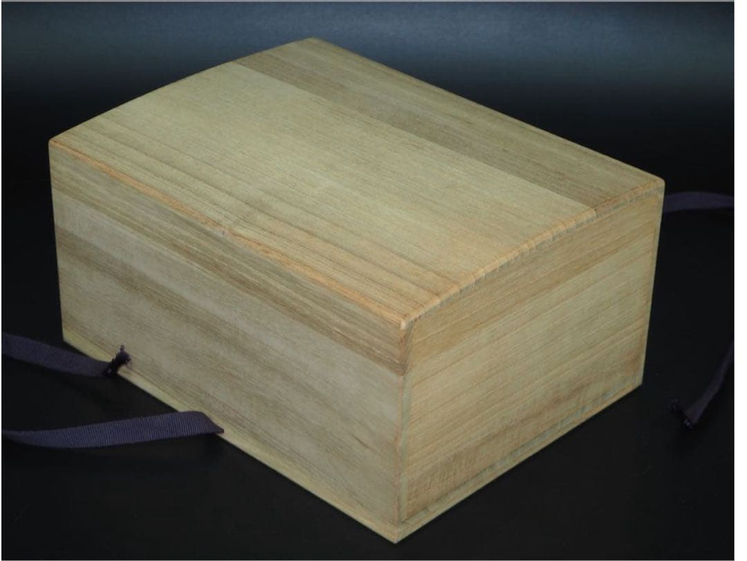 送料無料　象堂刀　木彫り能面 時代翁面　木箱付