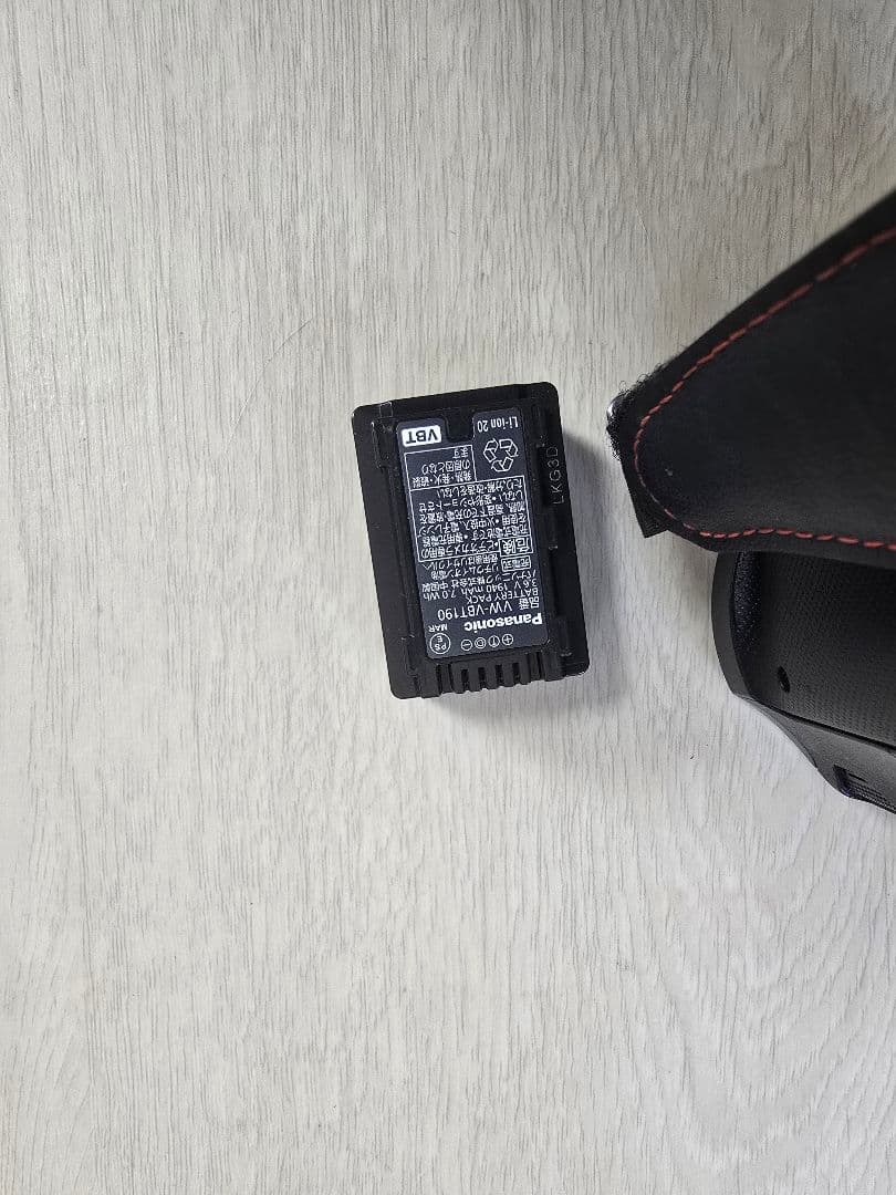 Panasonic HC-VX985M 4Kビデオカメラ