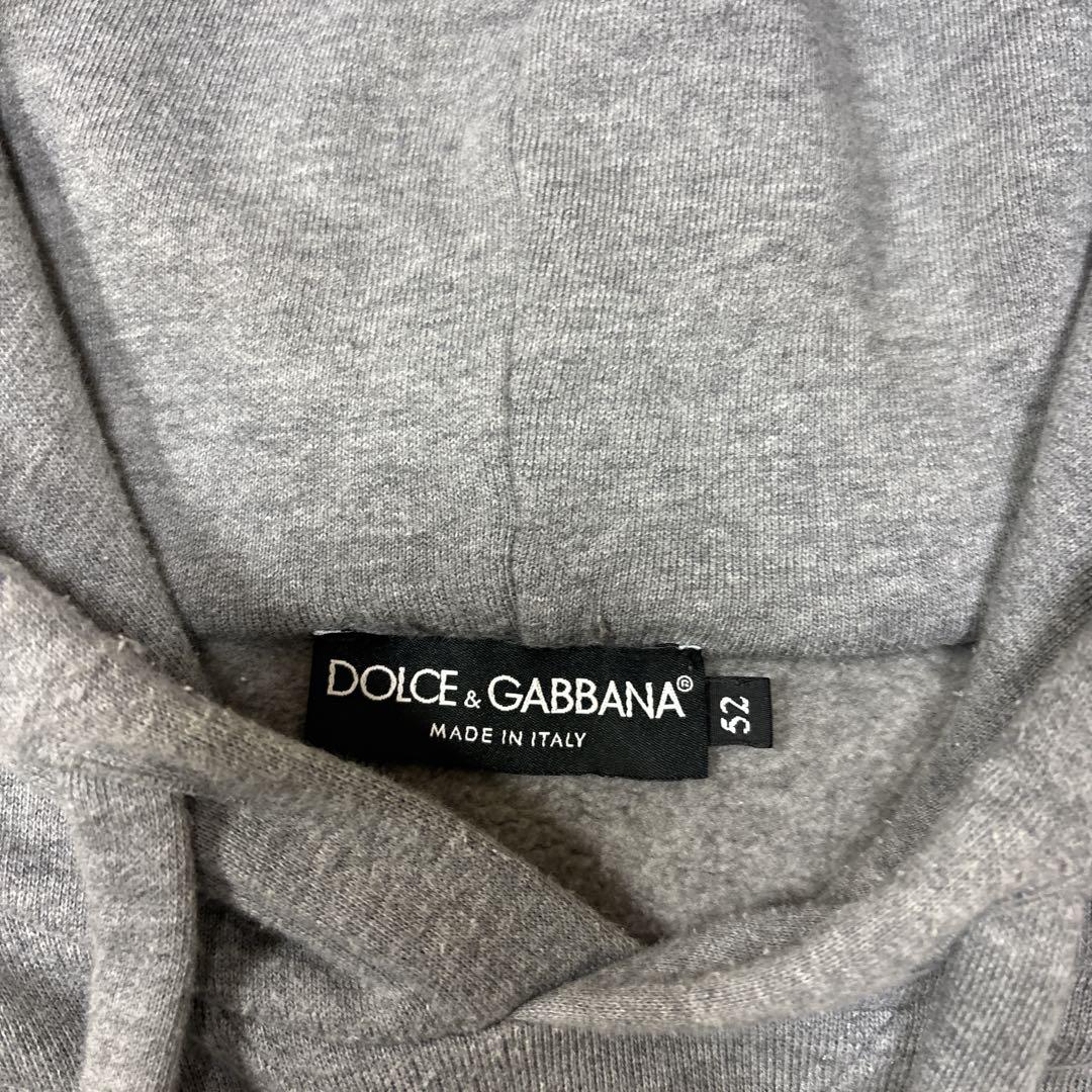 【大きいサイズ】ドルチェアンドガッバーナ　パーカー グレー　ロゴ　大人気