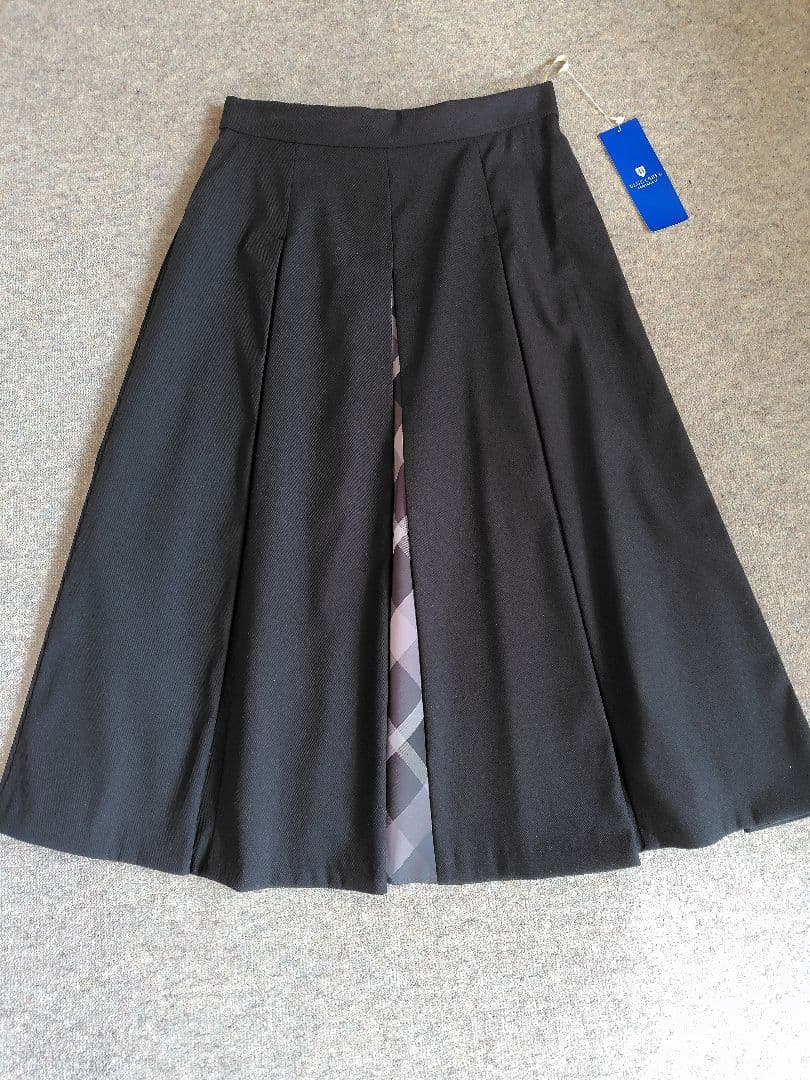 新品　ブルーレーベルクレストブリッジ　カルゼタックスカート　38　黒30800円