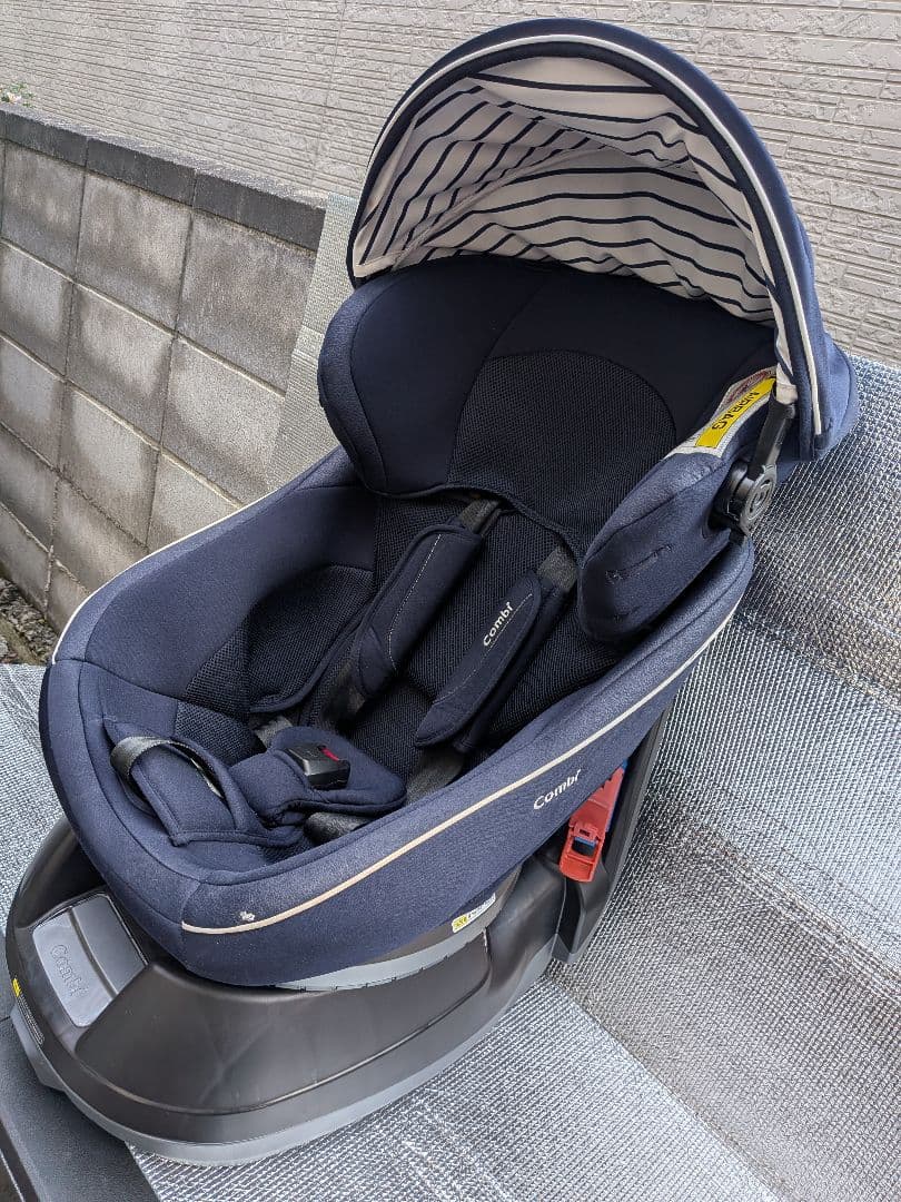 Combi コンビ クルムーヴ スマート エッグショック JJ-550ネイビー