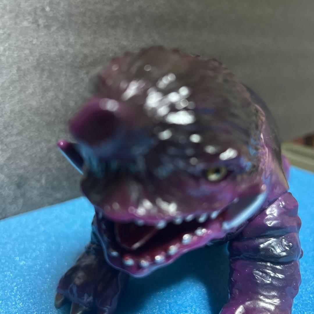 ヤモマーク　ナスラソフビ