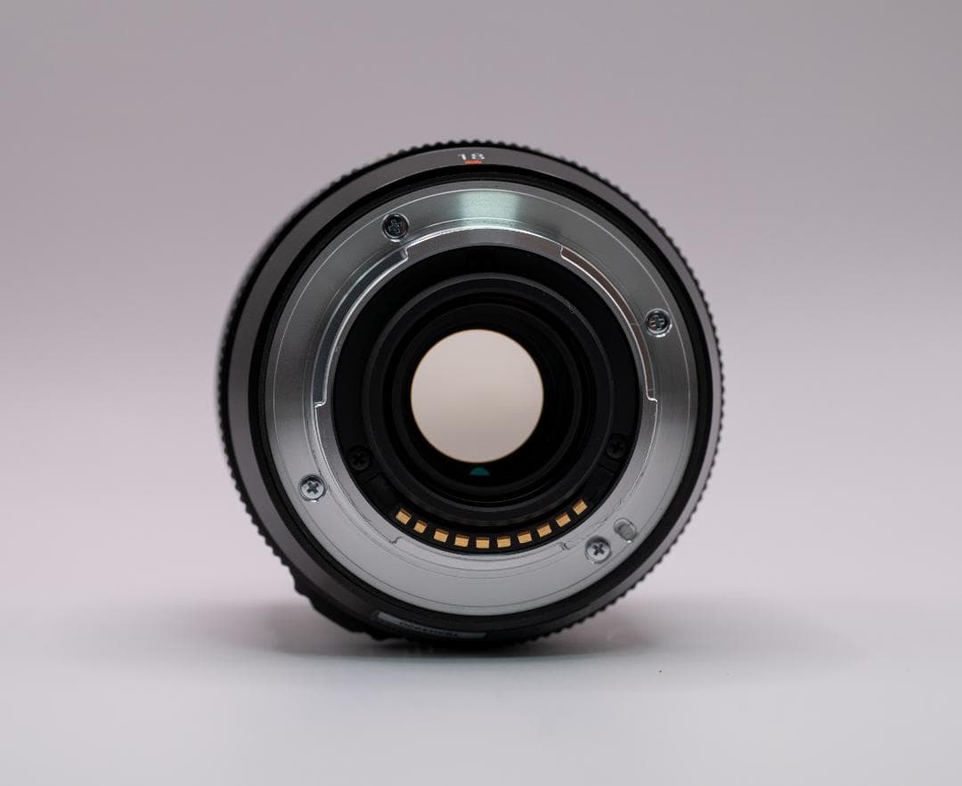 【美品】富士フイルム XF18mm F1.4 R LM WR 角形フード付