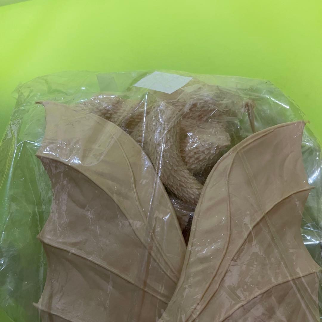 海洋堂　キングギドラ 1/350スケール レジンキャストモデルキット フィギュア