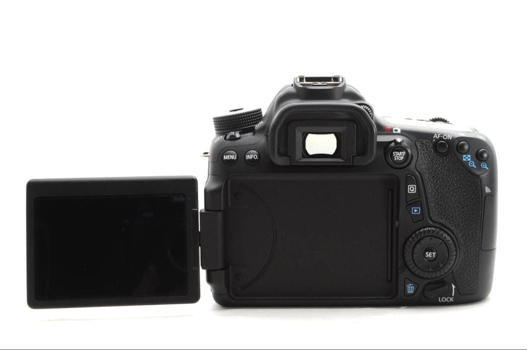 最大2300円引Canon EOS 70D❤️バッテリー2個！TTLストロボ