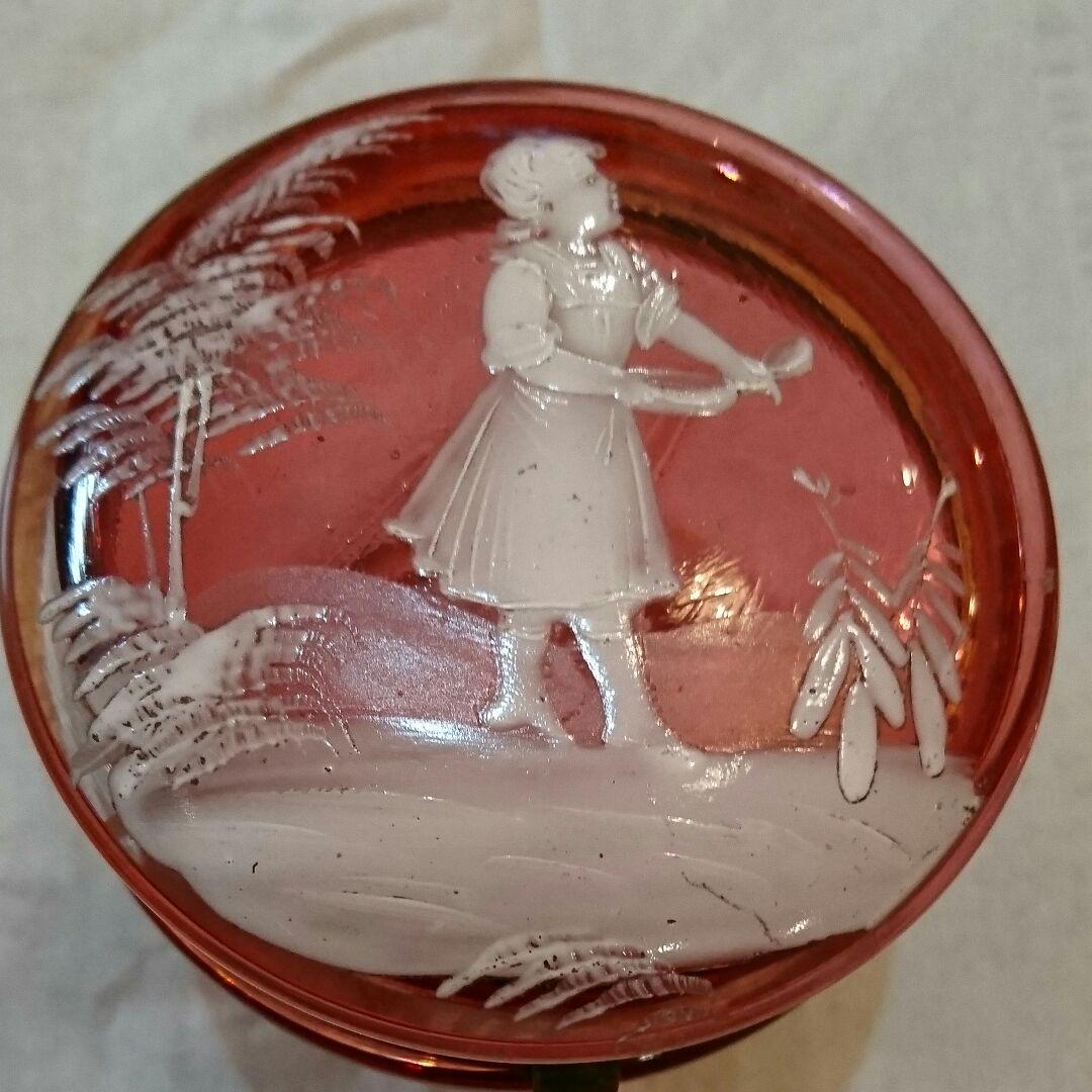 特別価格中！アンティーク、骨董市で購入の美しいゴ−ルドピンクの蓋物