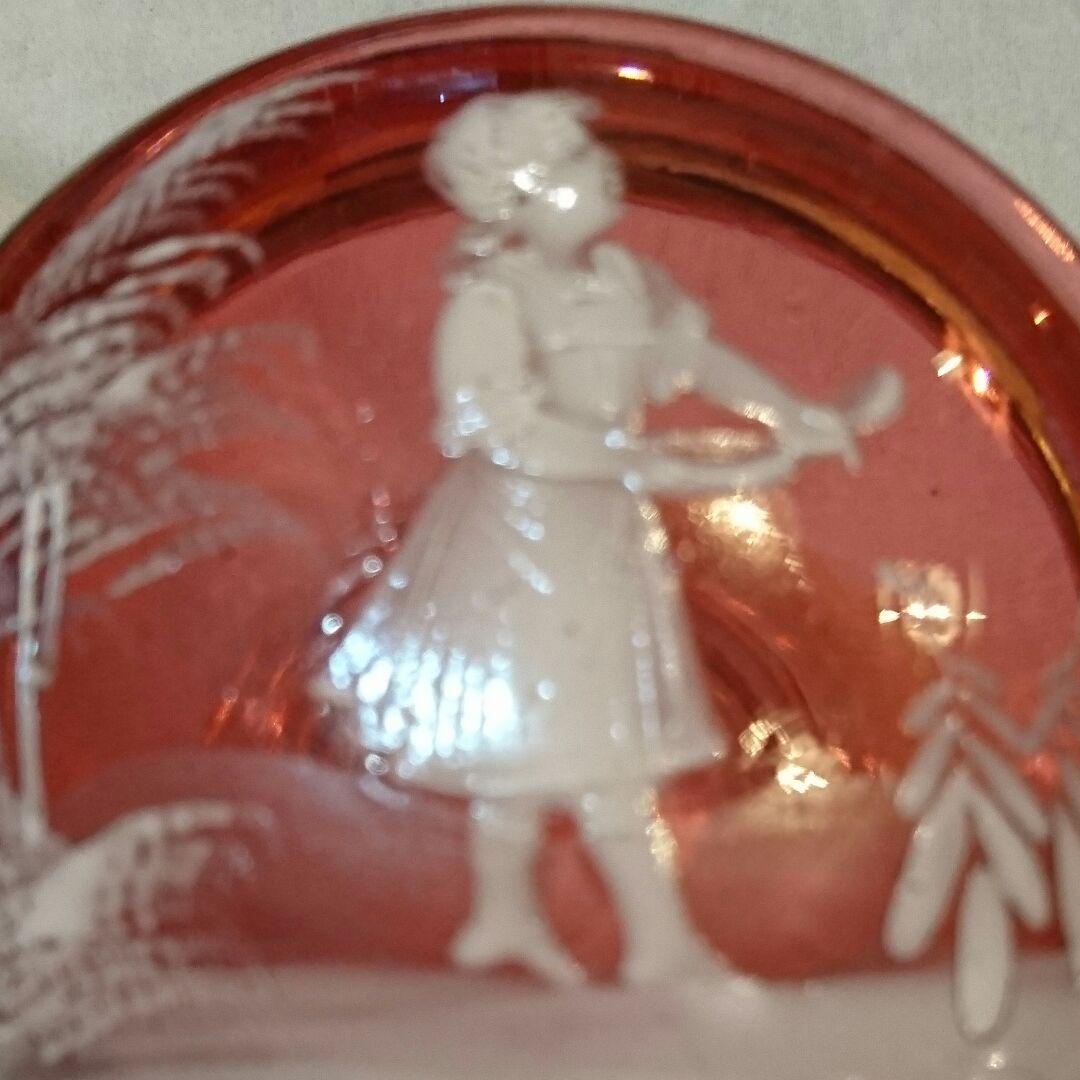 特別価格中！アンティーク、骨董市で購入の美しいゴ−ルドピンクの蓋物