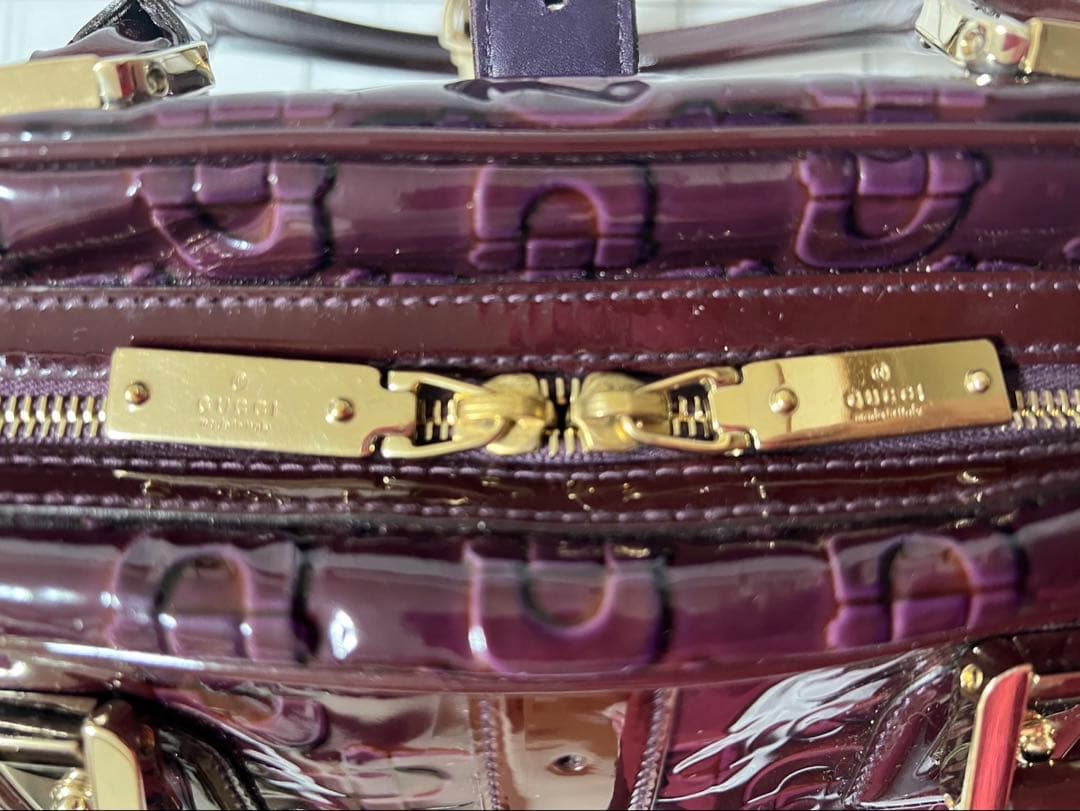 GUCCI グッチ　ワインレッド エナメルハンドバッグ　145770