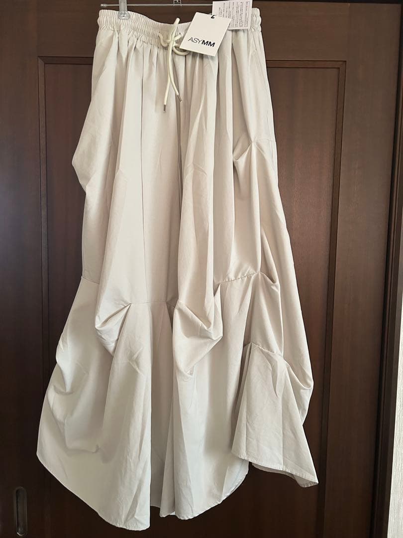 ぞうねこちゃんねる　asymm ピントリックスパンツ　アイボリー　新品未使用