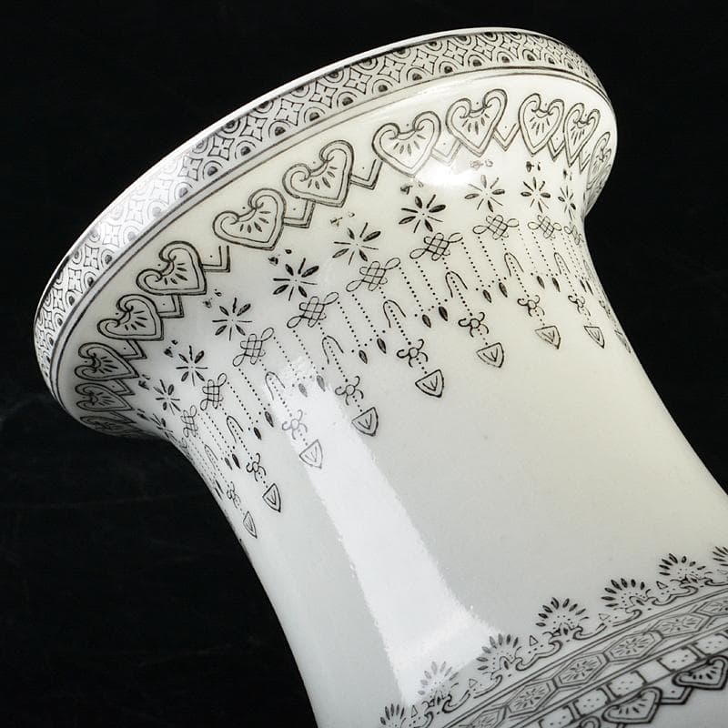 中国　景徳鎮製　粉彩　漢詩山水文瓶　D　R6038B