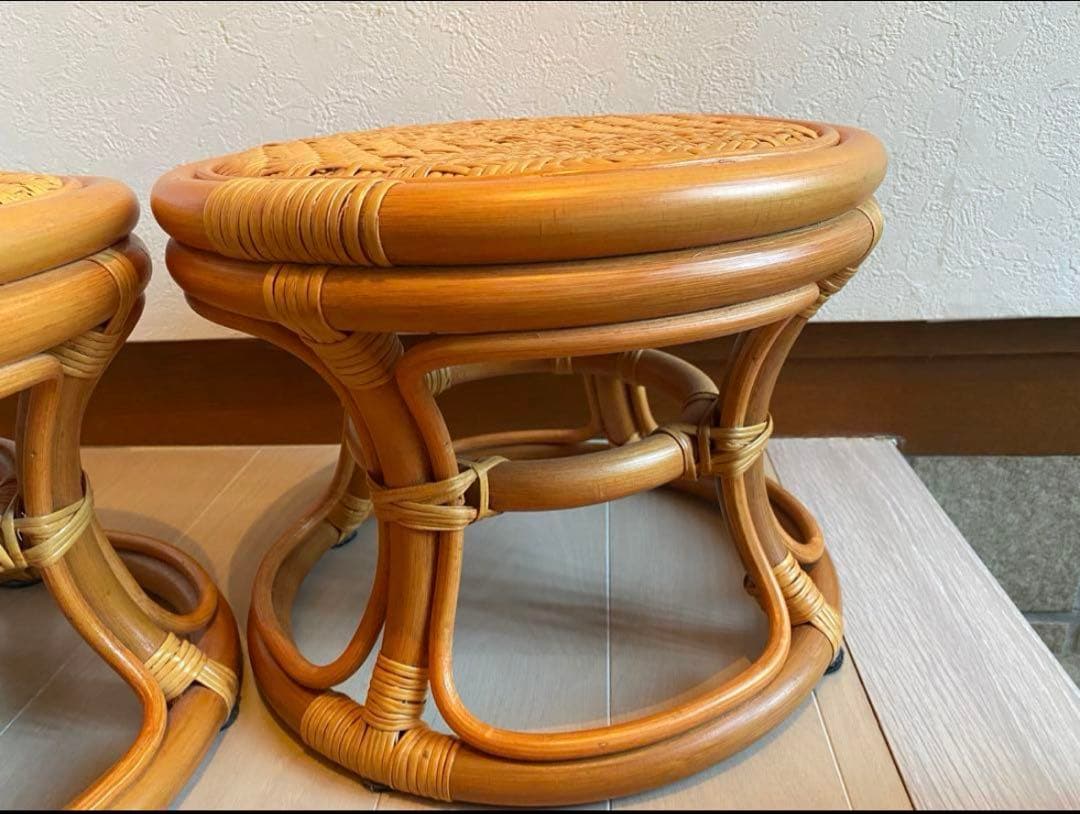 美品　ラタン製 丸型スツール 2個セット