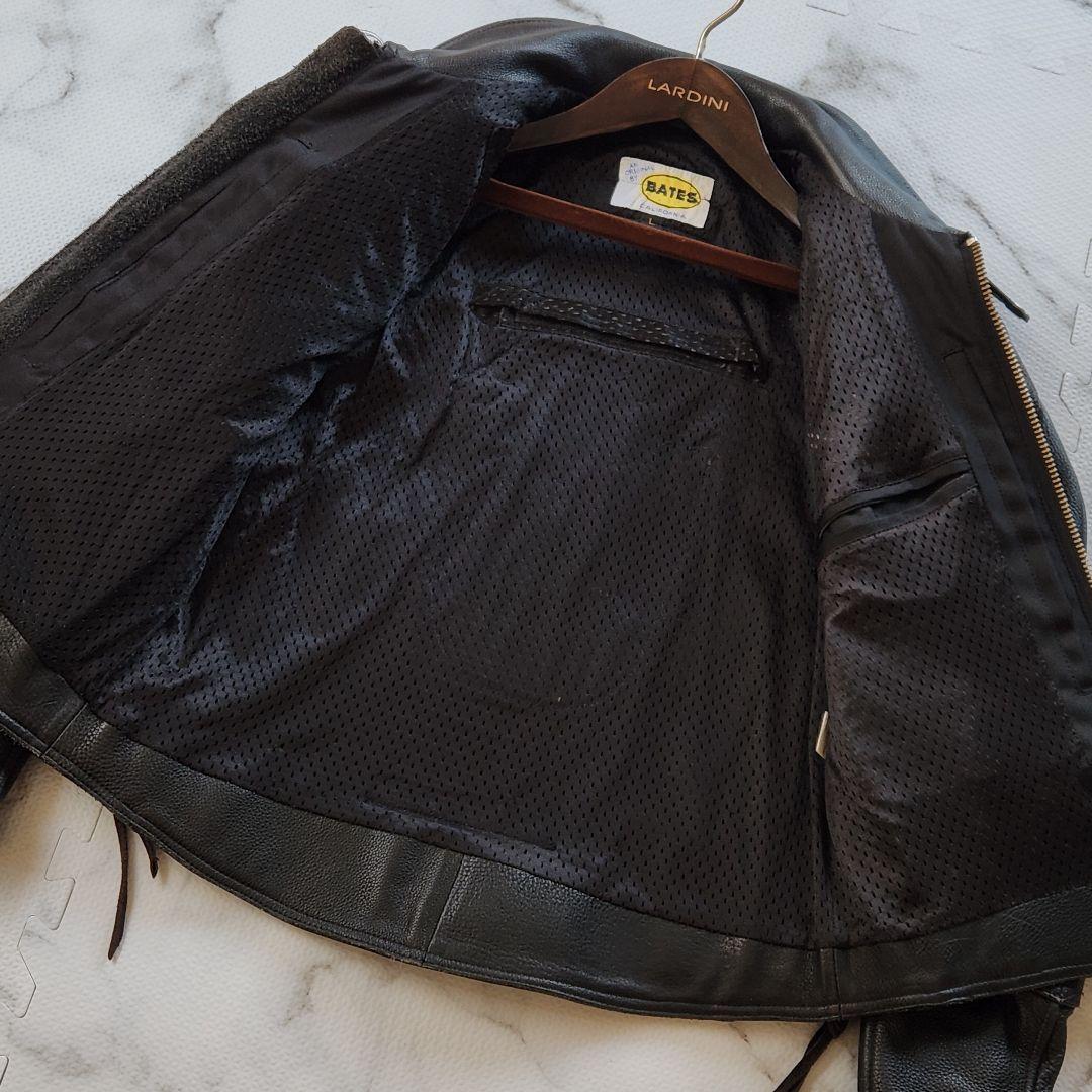 極美品✨BATES ライダースジャケット 牛革 背面デカロゴ キルティング
