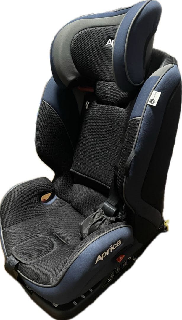 【美品】アップリカ　フォームフィット　ISOFIX　ネイビー