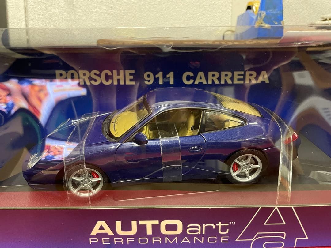 オートアート　　ポルシェ911カレラ