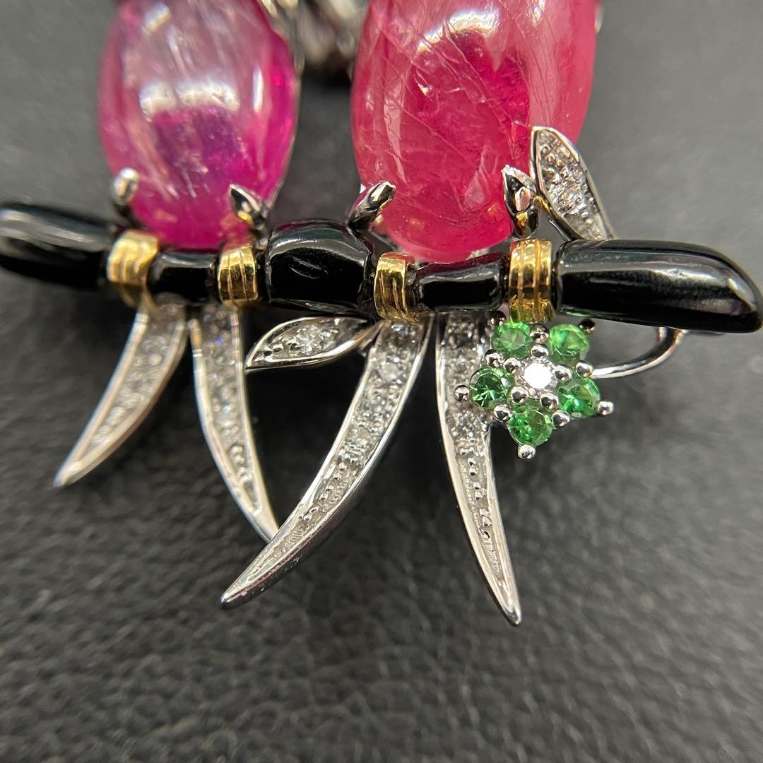 750 ルビーとダイヤモンドのブローチ