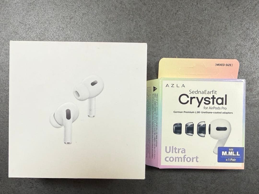 Apple AirPods Pro 2 Lightning azla付き