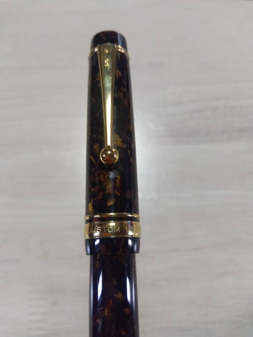PILOT パイロット CUSTOM LE レガンス 万年筆 F字 ペン先18K