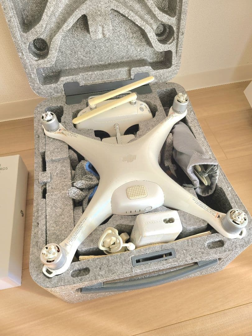 【おまけ付き】DJI Phantom4