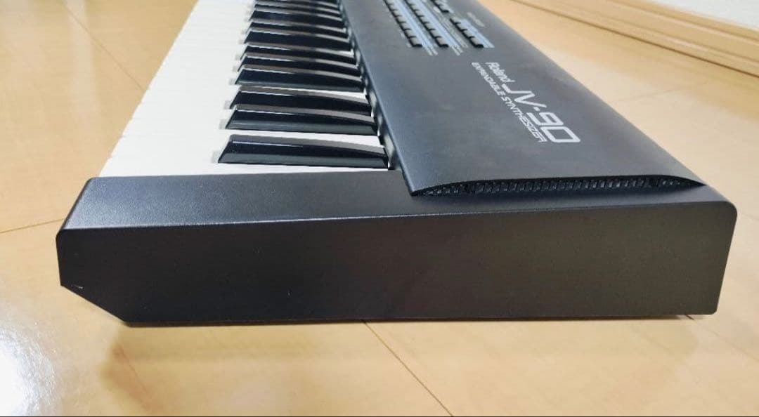 Roland JV-90 シンセサイザー