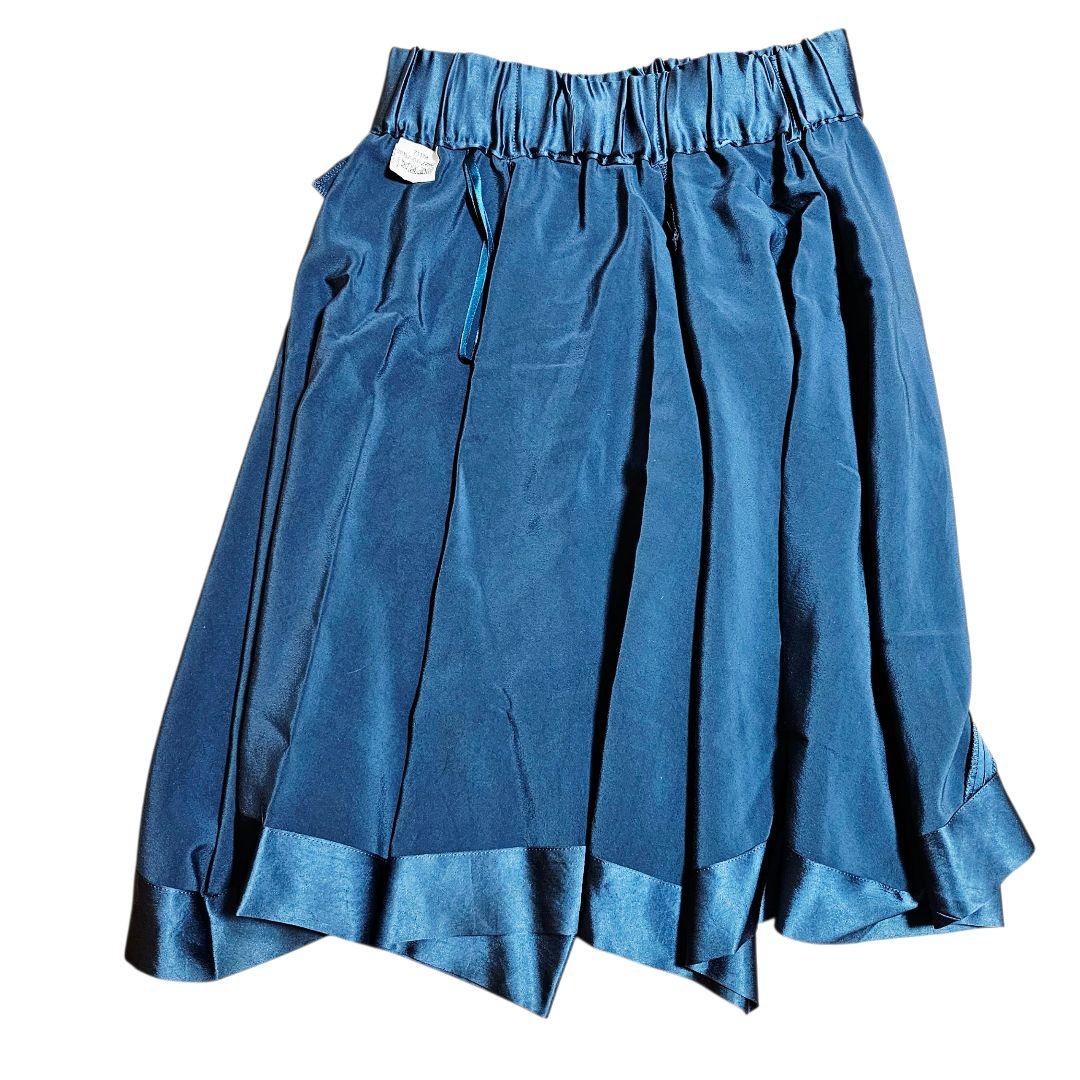 美品 ヴィヴィアンウエストウッド フレアスカート サテン 個性的 1033