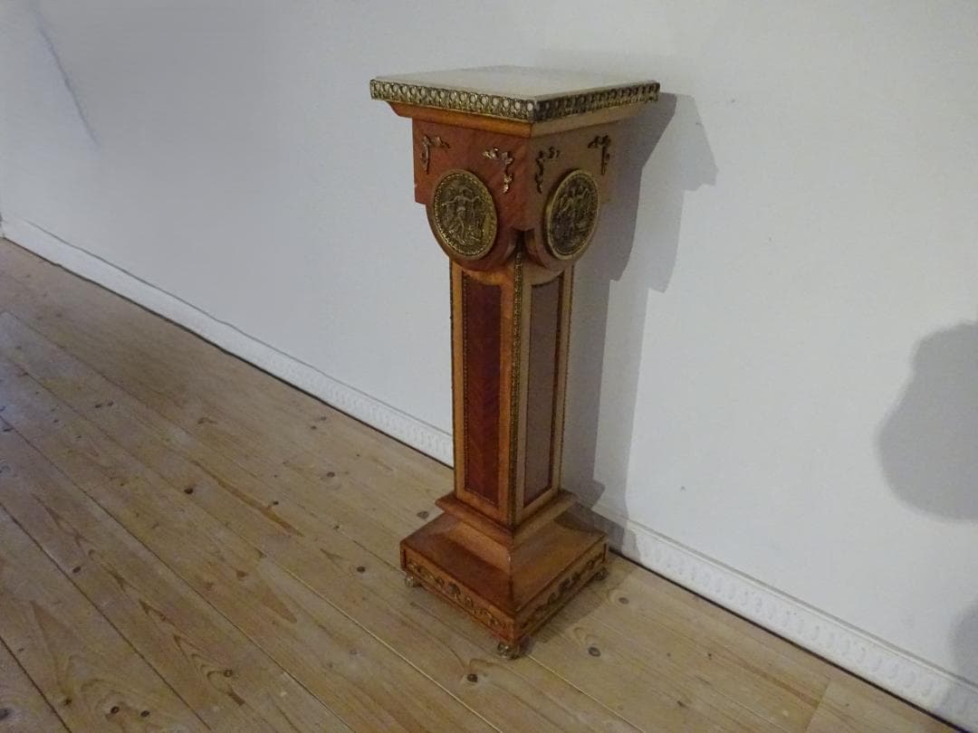 スペイン製　花台　時計台　飾り台　アンティーク　大理石天板　真鍮装飾