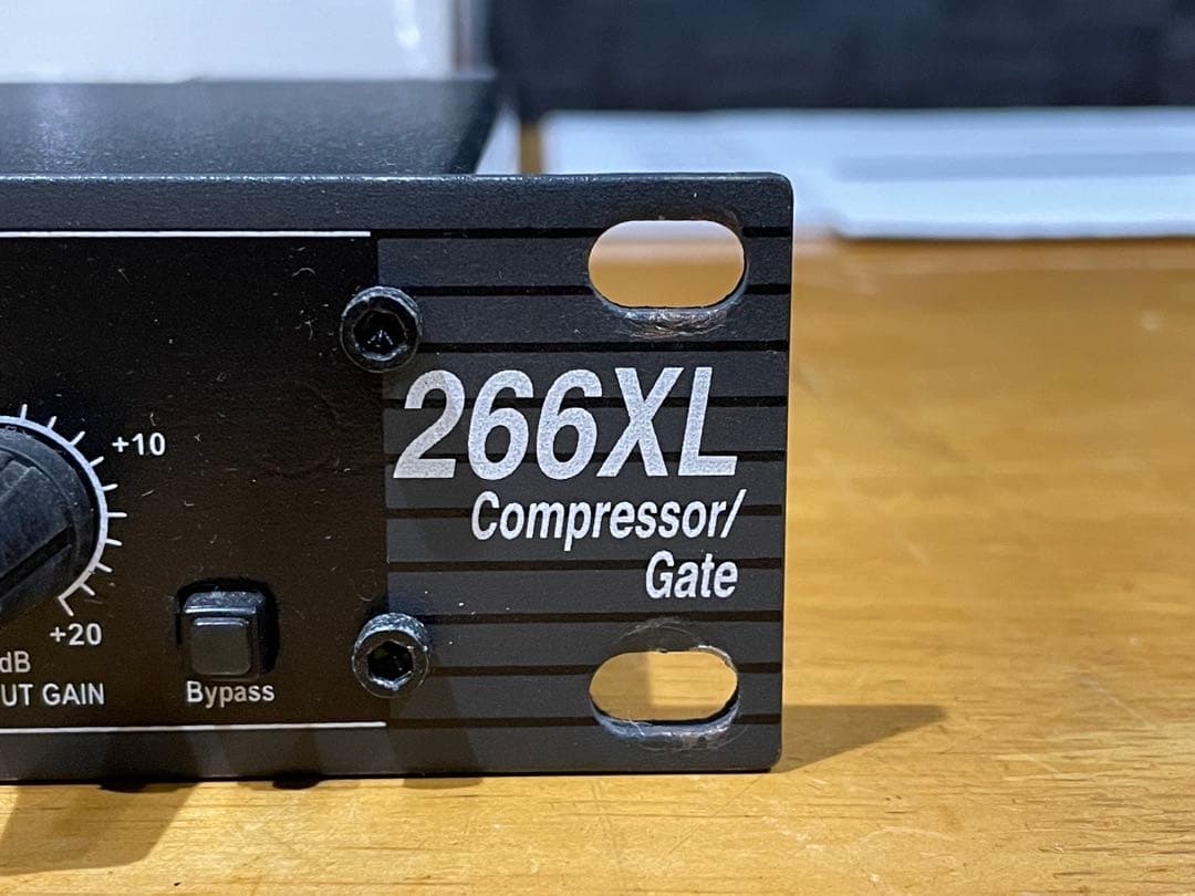 dbx 266XL コンプレッサー / ゲート