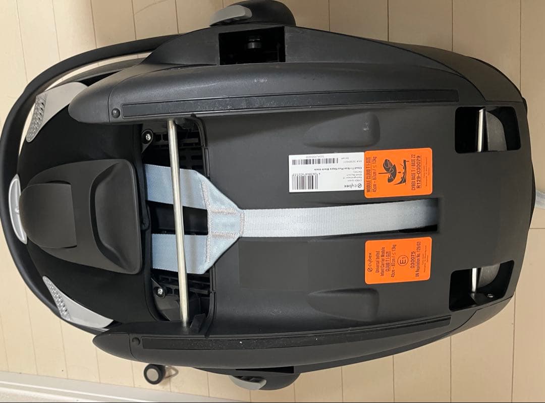 サイベックス Cloud T i-Size チャイルドシート美品（純正カバー付）