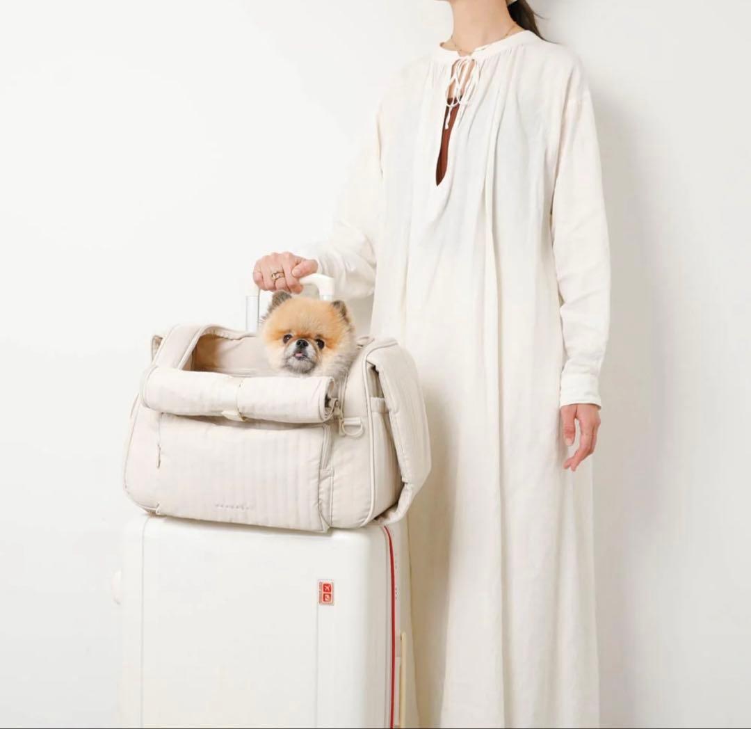 美品！moncheri スリングバッグ