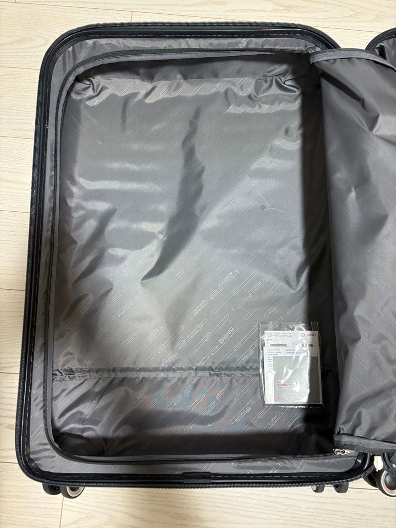 AMERICAN TOURISTER キャリーケース(93L)