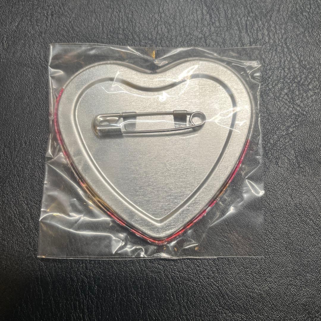 エヴァンゲリオン アスカ ハート缶バッジ