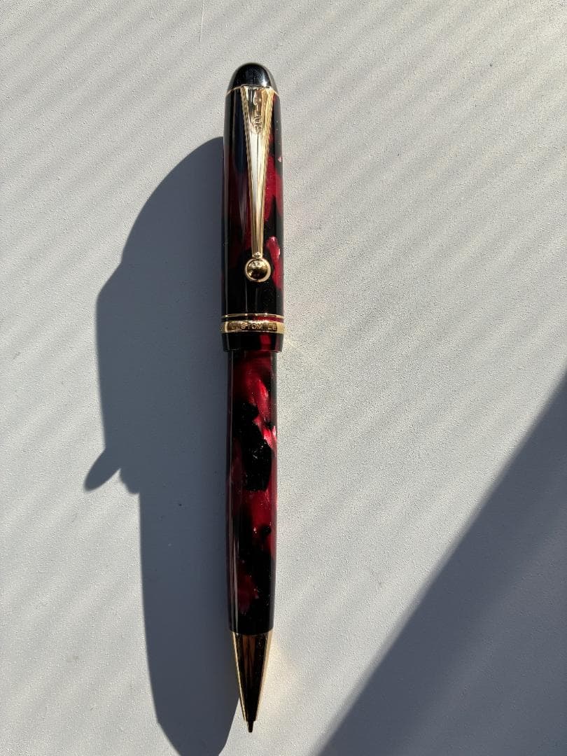PILOT CUSTOM LE シャーペン　(本体色は赤主体のモザイク)