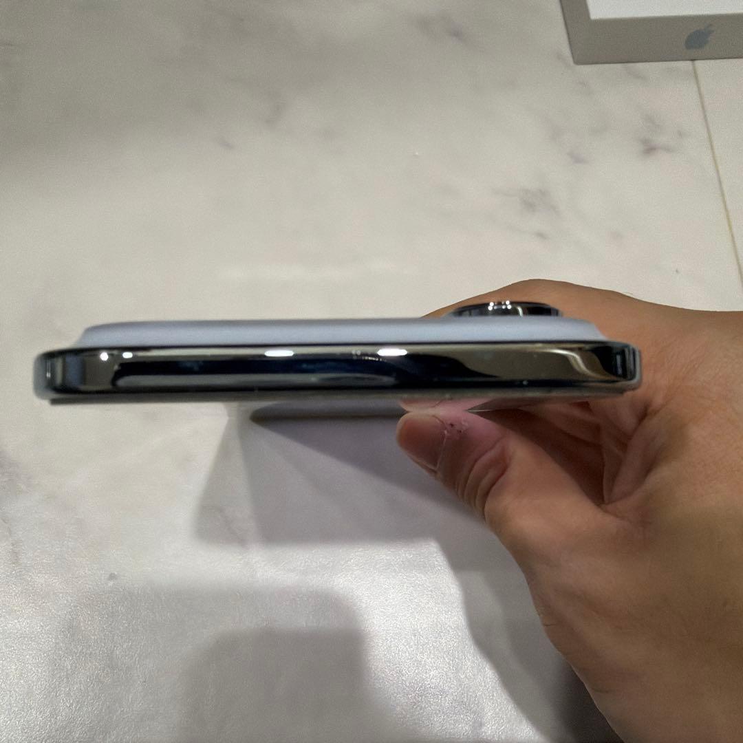 iPhone Air 256GB (SIMフリー) スカイブルー