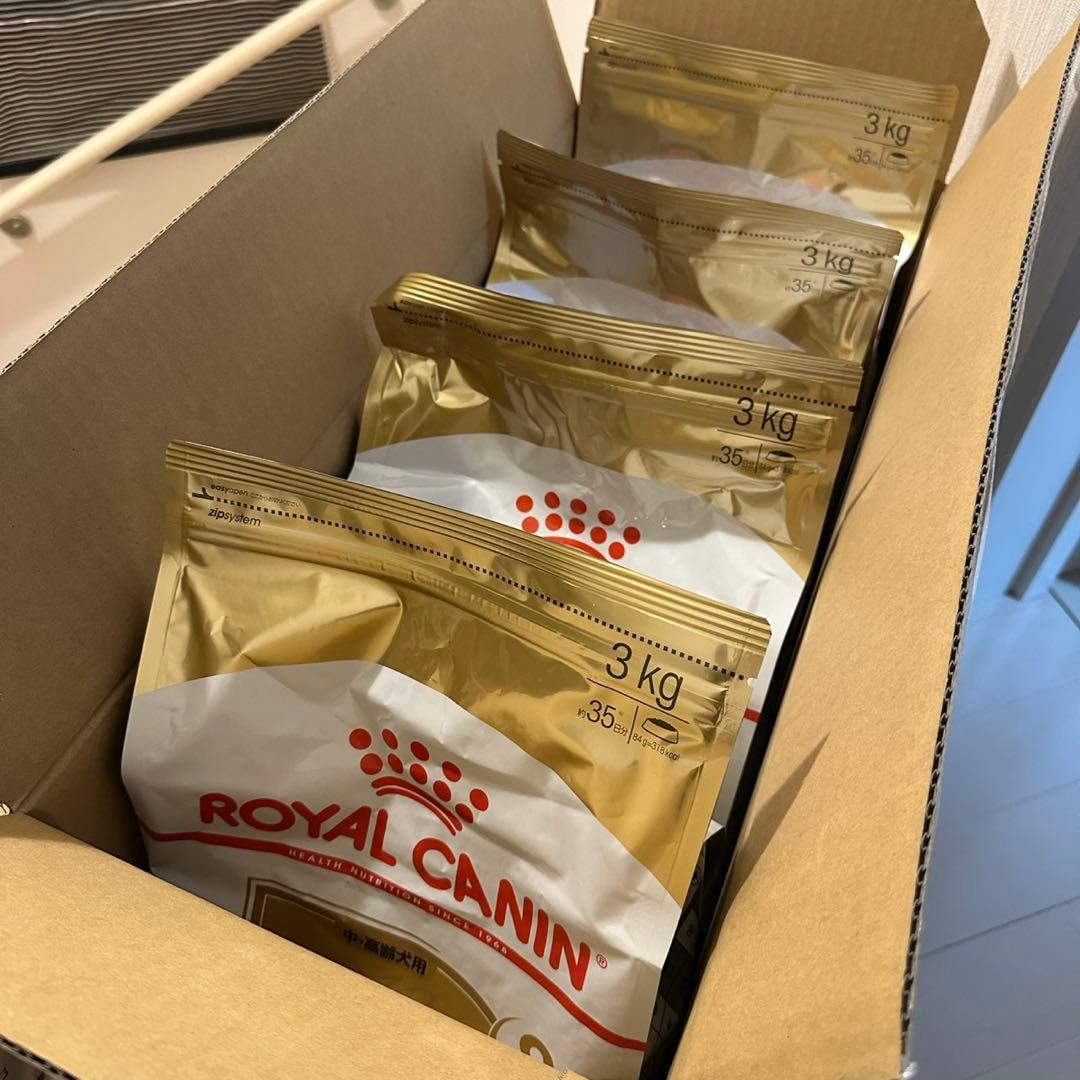 ロイヤルカナン ダックスフンド 8+(中・高齢犬用) 3kg 4袋(12kg)