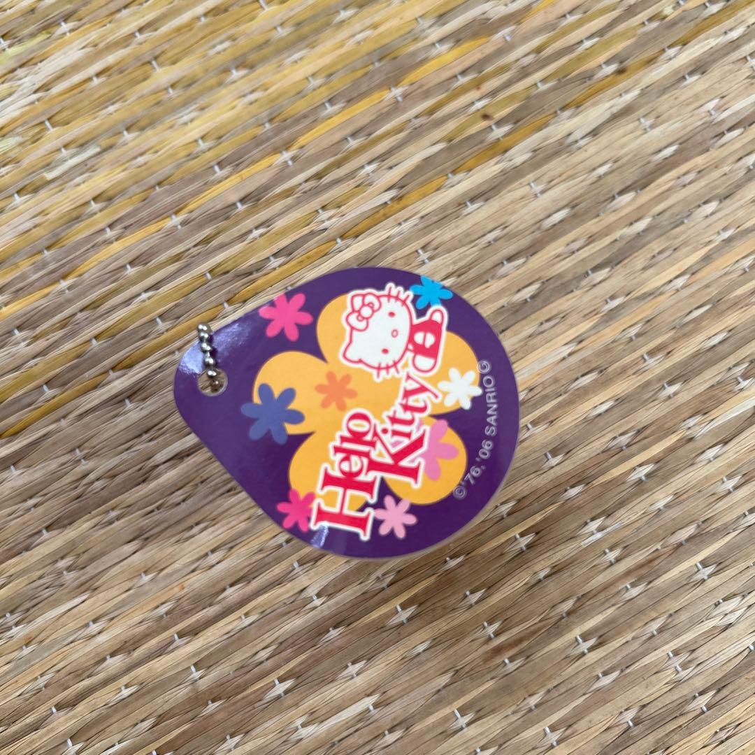 キティ カップ入り ボールチェーン マスコット 　アロハ