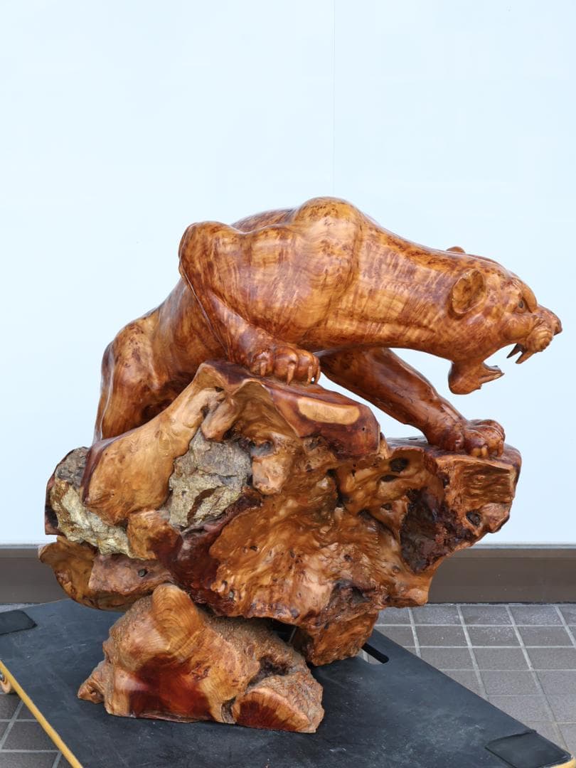 メル82601　木彫　玉杢　泡杢　石噛　一刀彫　豹　眼木象嵌　BK145