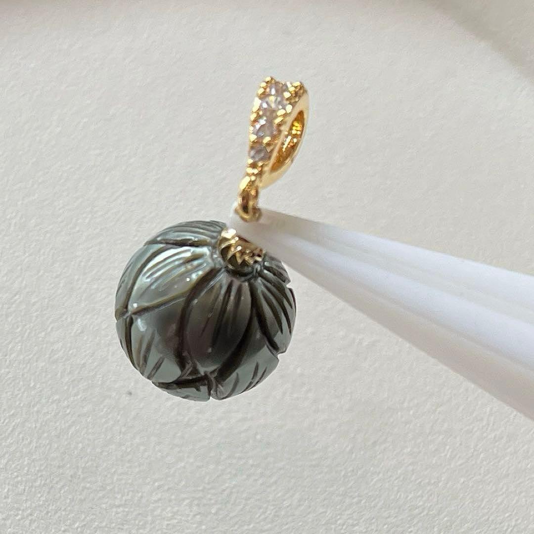 Kaya様ご予約品＊黒蝶&あこやカービング&ブルーフローライト&MOPカービング