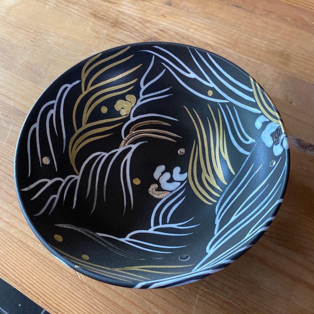 【茶道具】山岡善昇造　波の絵平茶碗　（共箱）○