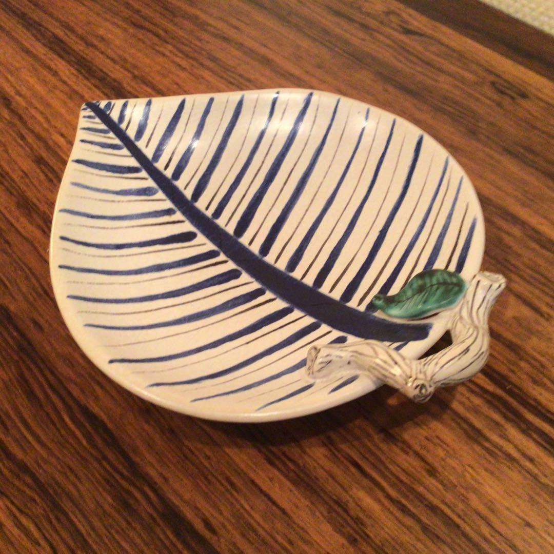 リンドベリのアートピース　リーフ型ファイアンス　超希少品